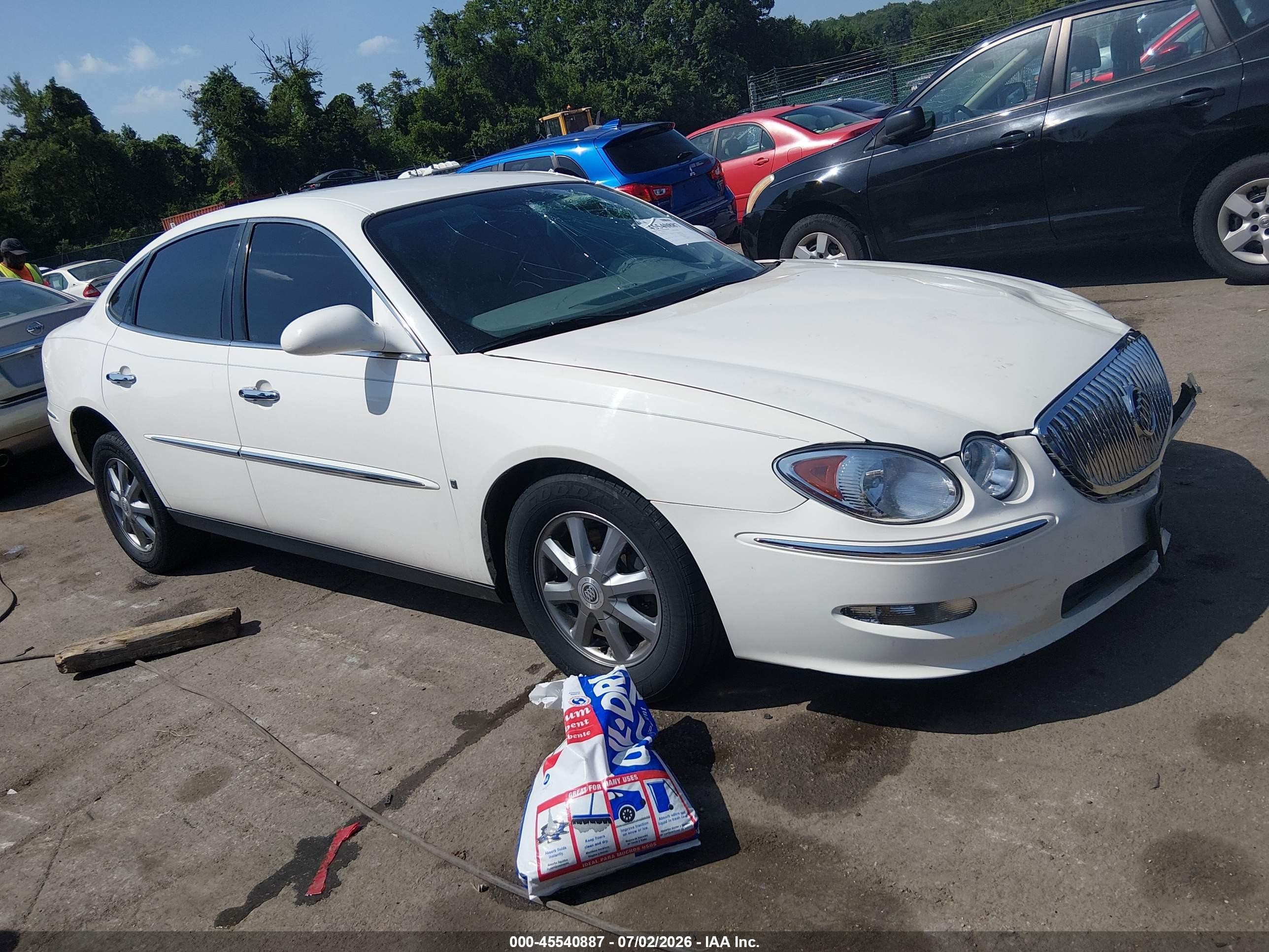 2009 Buick Lacrosse Cx White vin: 2G4WC582391155739