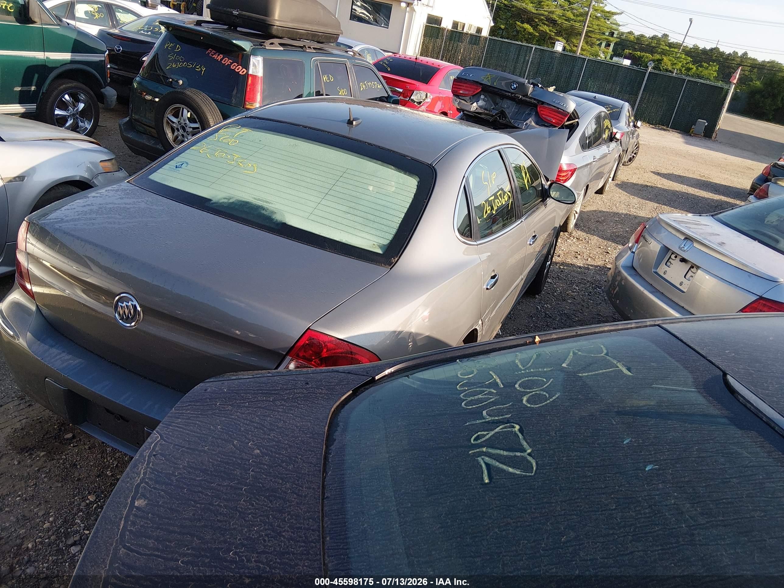 2009 Buick Lacrosse Cx Gray vin: 2G4WC582391160603