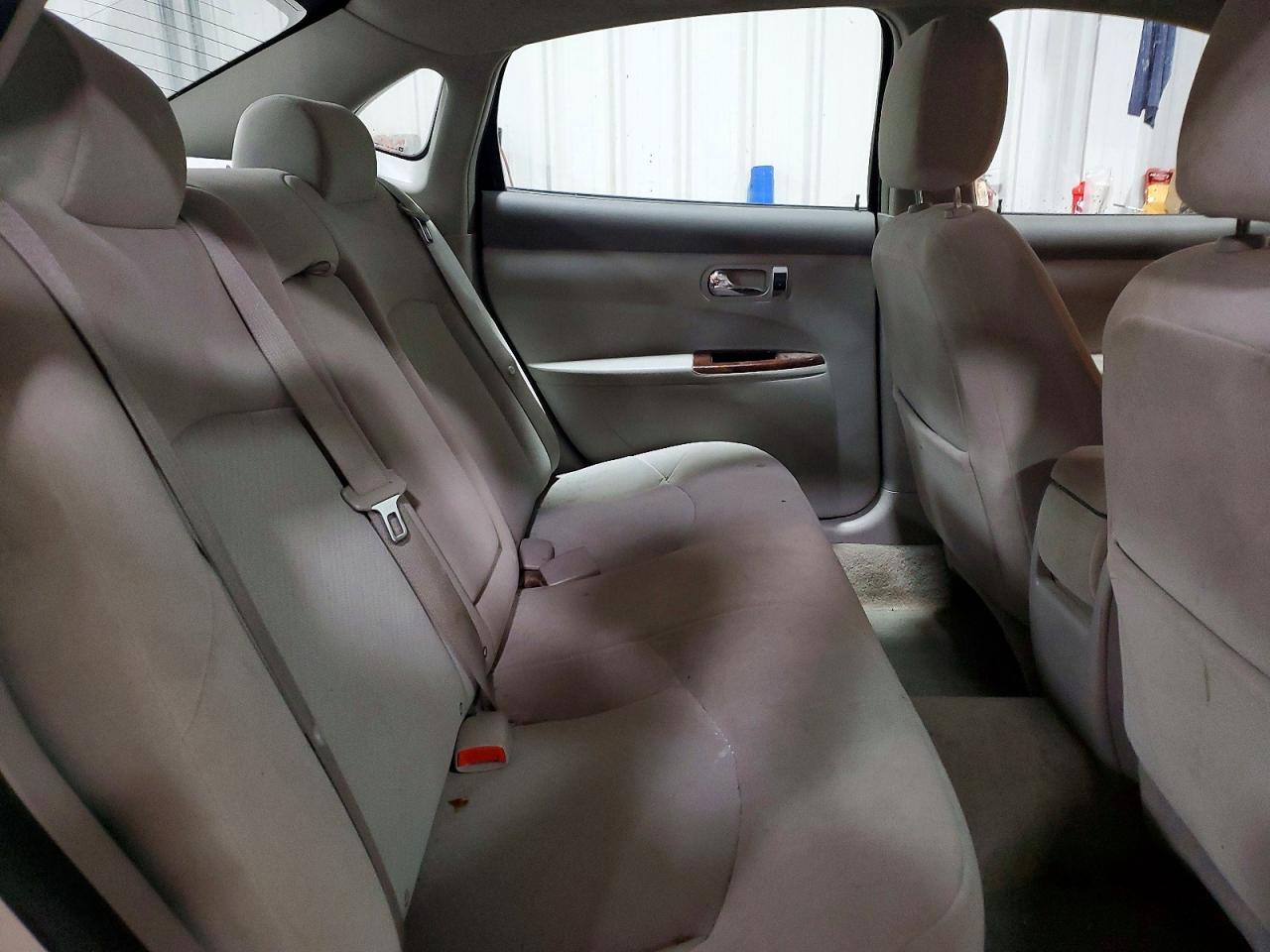 2009 Buick Lacrosse Cx White vin: 2G4WC582391239382