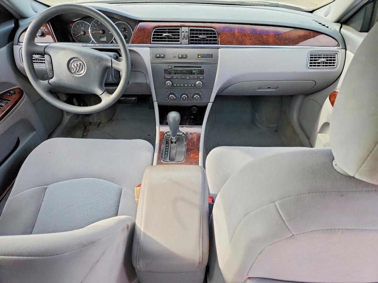 2007 Buick Lacrosse Cx Silver vin: 2G4WC582471165046