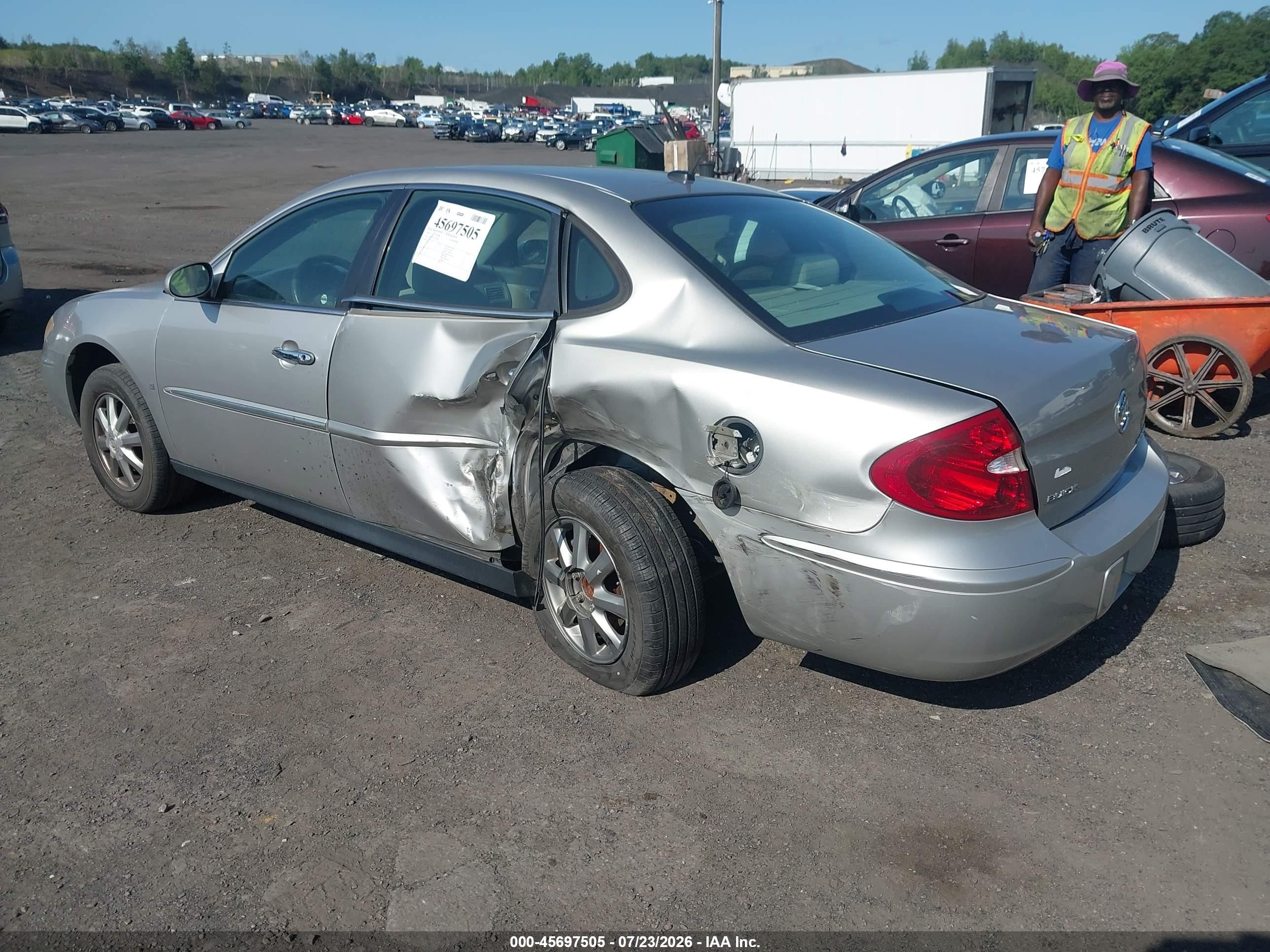 2007 Buick Lacrosse Cx Gray vin: 2G4WC582471198922