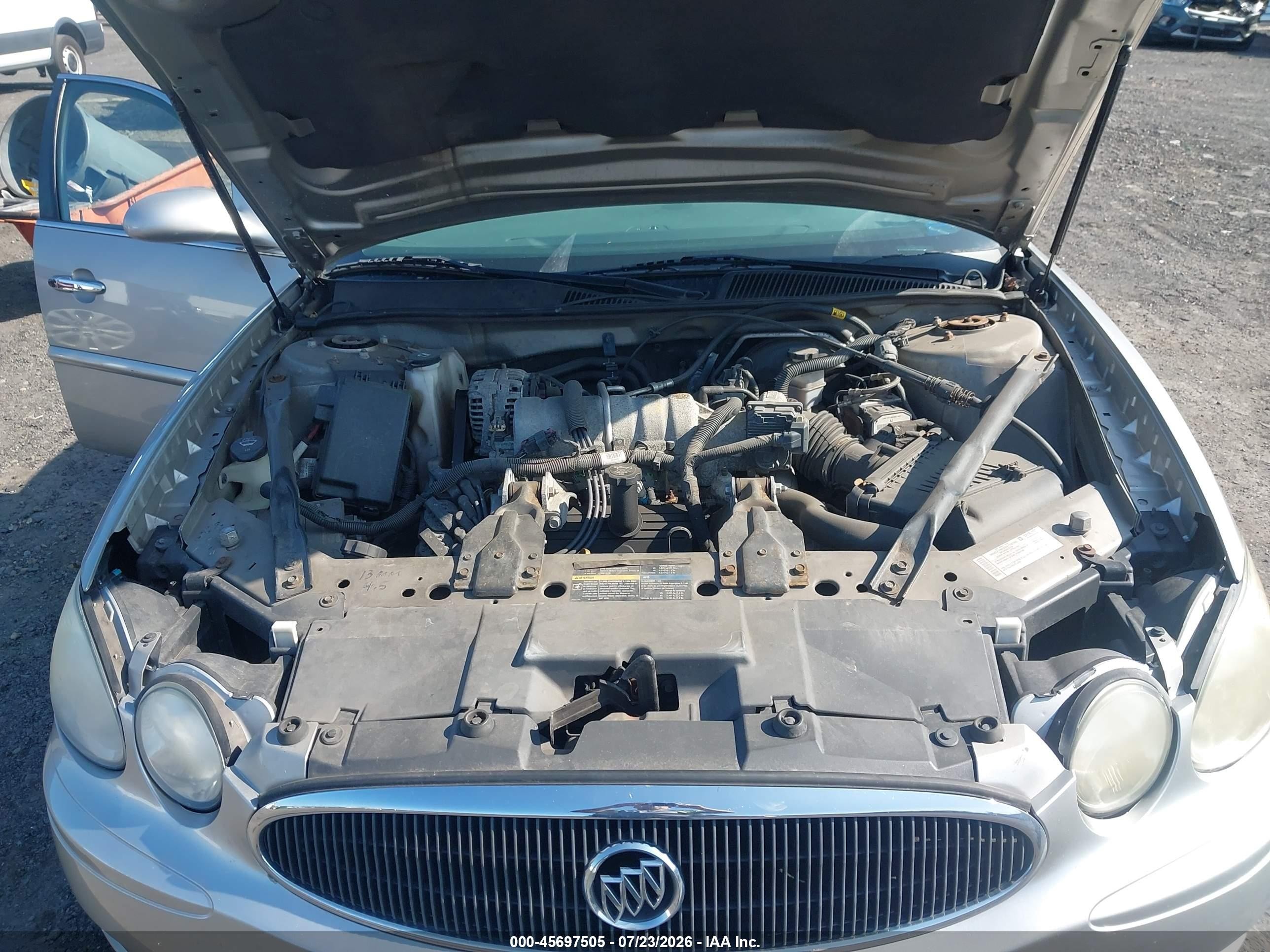 2007 Buick Lacrosse Cx Gray vin: 2G4WC582471198922