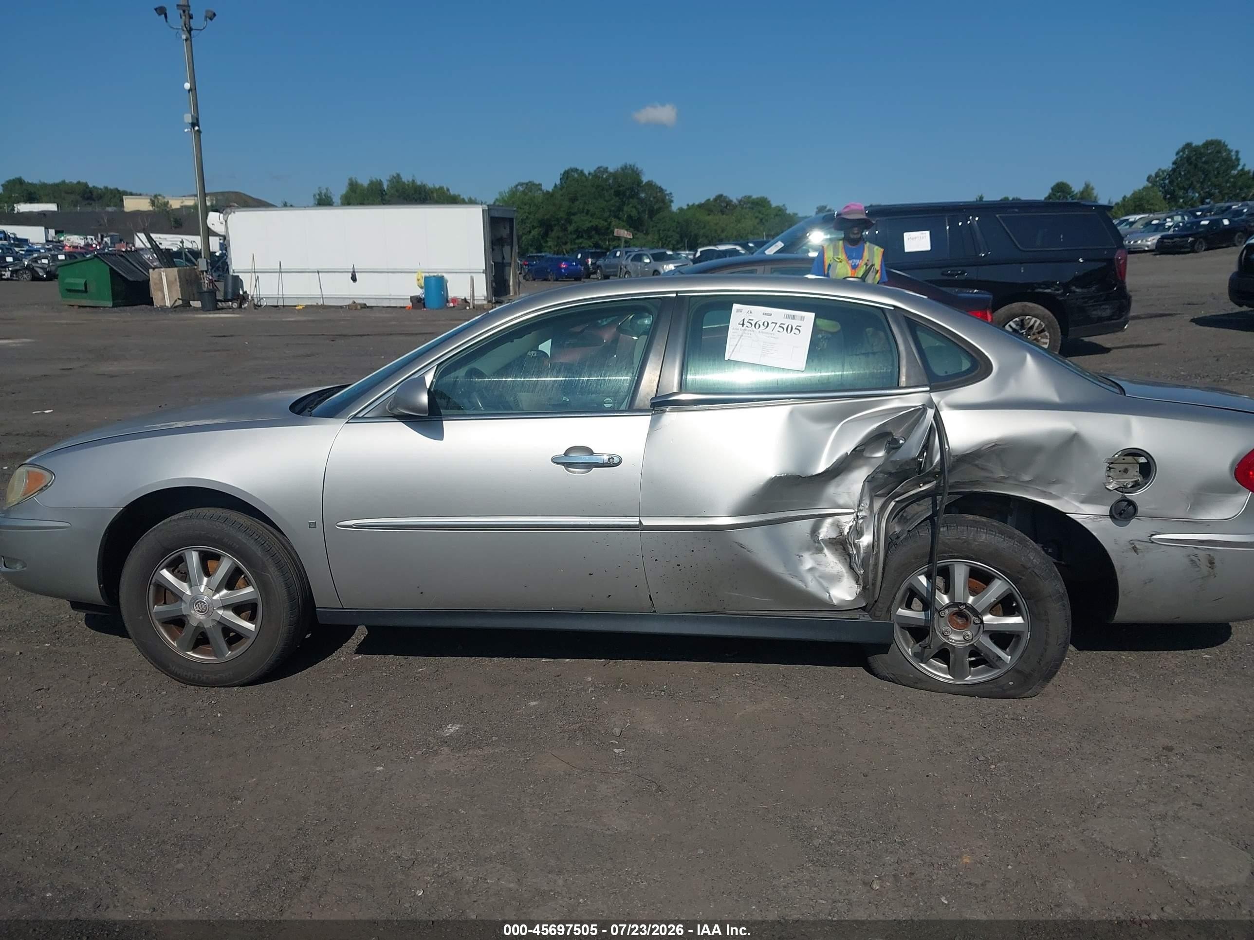 2007 Buick Lacrosse Cx Gray vin: 2G4WC582471198922