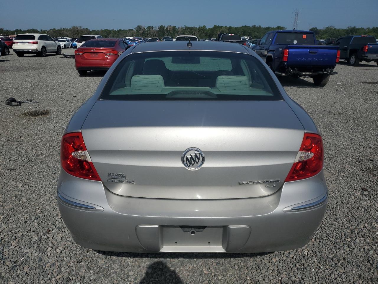 2007 Buick Lacrosse Cx Silver vin: 2G4WC582471236259