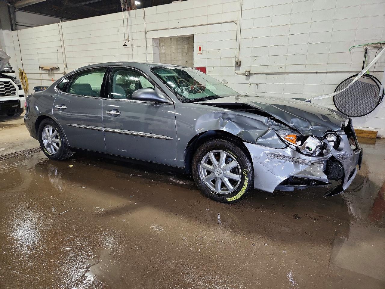 2009 Buick Lacrosse Cx Gray vin: 2G4WC582491103424