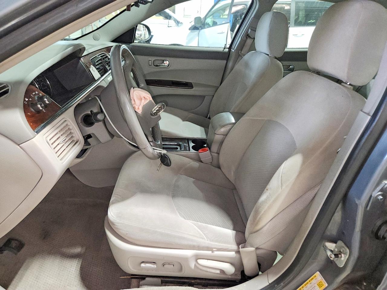 2009 Buick Lacrosse Cx Gray vin: 2G4WC582491103424