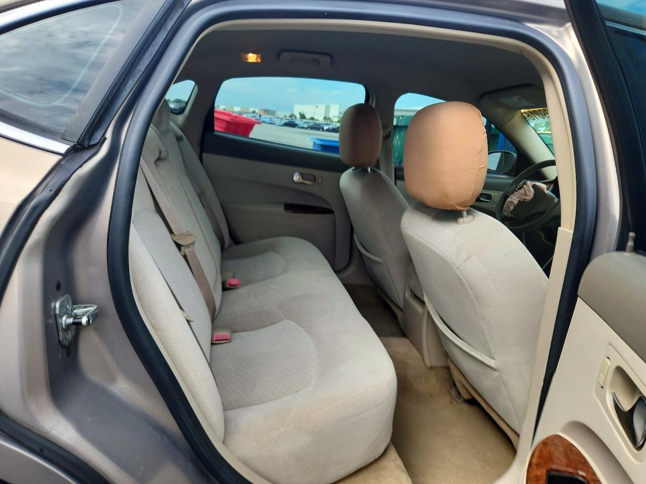 2006 Buick Lacrosse Cx Beige vin: 2G4WC582561223003