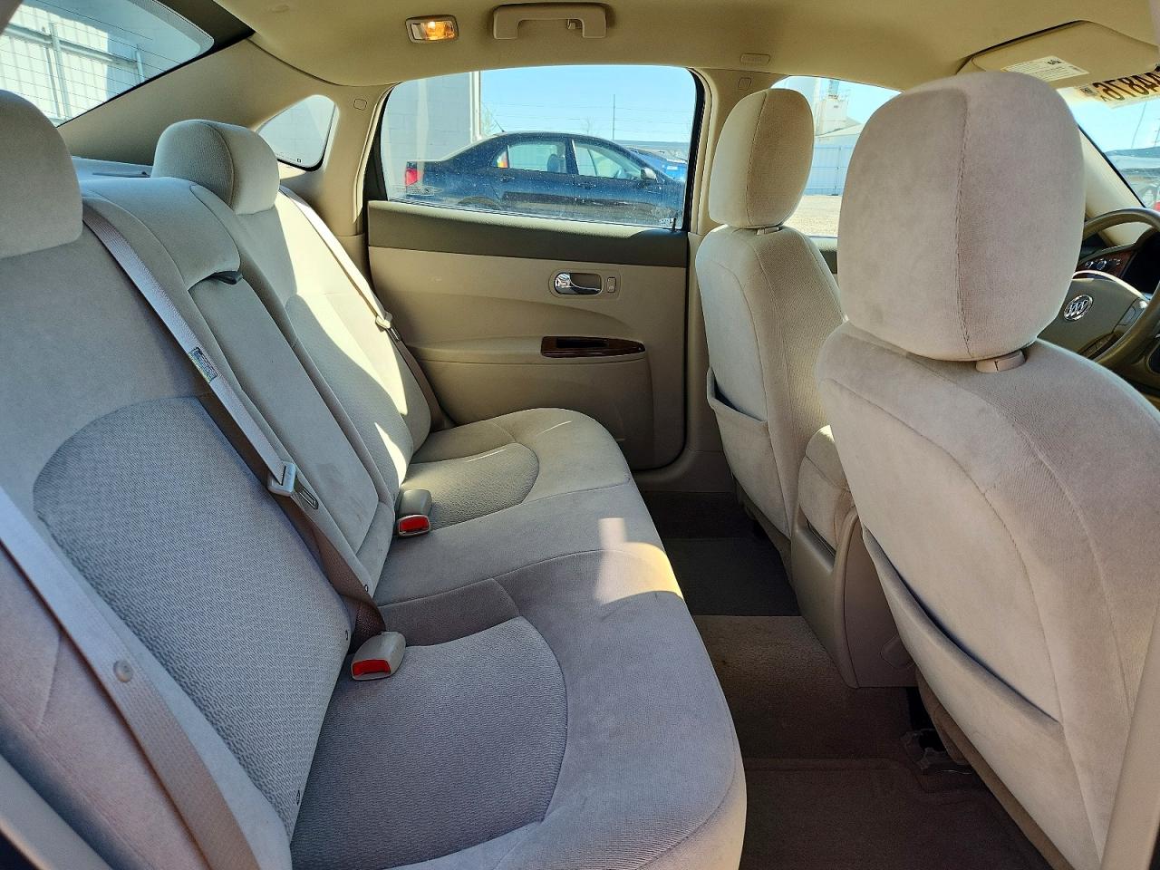 2006 Buick Lacrosse Cx Burgundy vin: 2G4WC582561226841