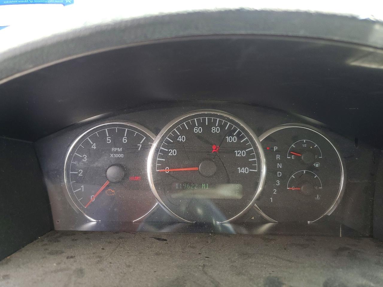 2007 Buick Lacrosse Cx Серый vin: 2G4WC582571148157