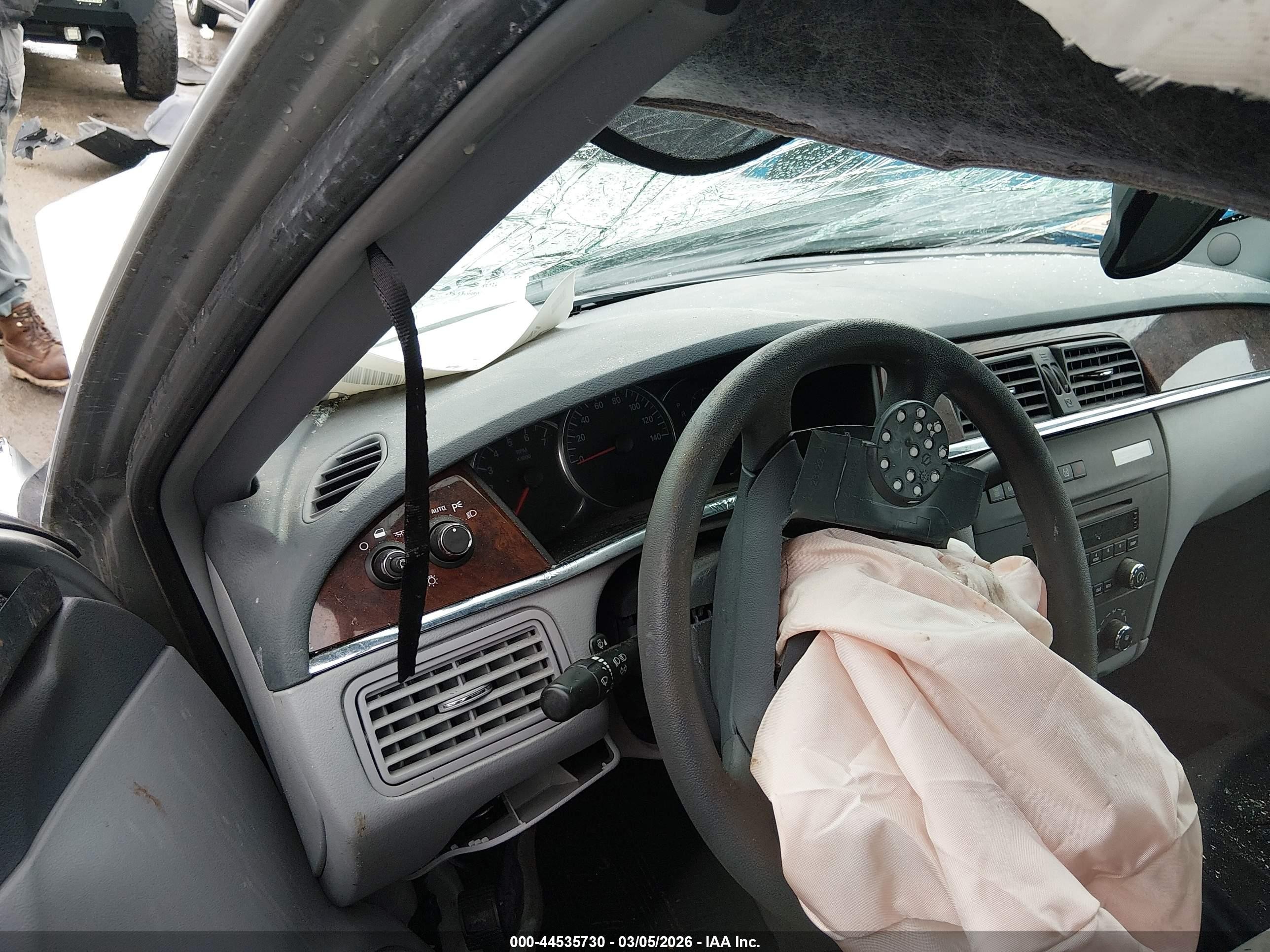 2007 Buick Lacrosse Cx Silver vin: 2G4WC582571244693