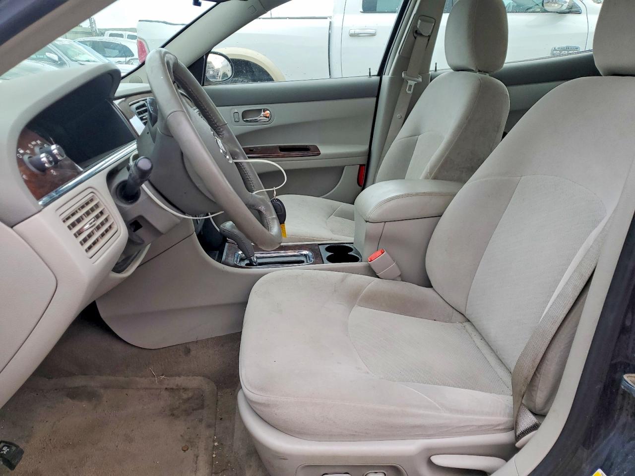 2009 Buick Lacrosse Cx Gray vin: 2G4WC582591229663