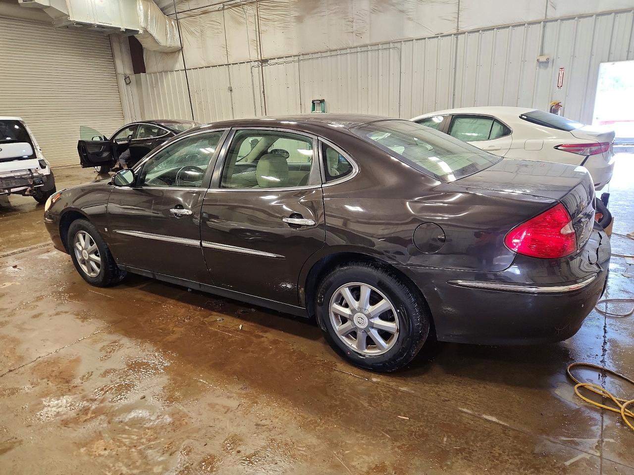 2009 Buick Lacrosse Cx Коричневый vin: 2G4WC582591241652