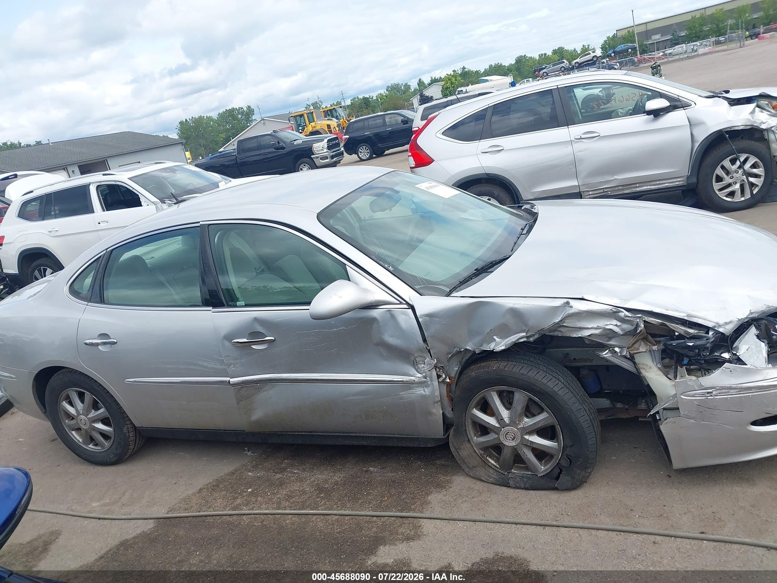 2009 Buick Lacrosse Cx Silver vin: 2G4WC582591266860