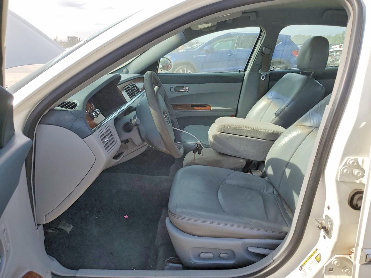 2006 Buick Lacrosse Cx White vin: 2G4WC582661110791