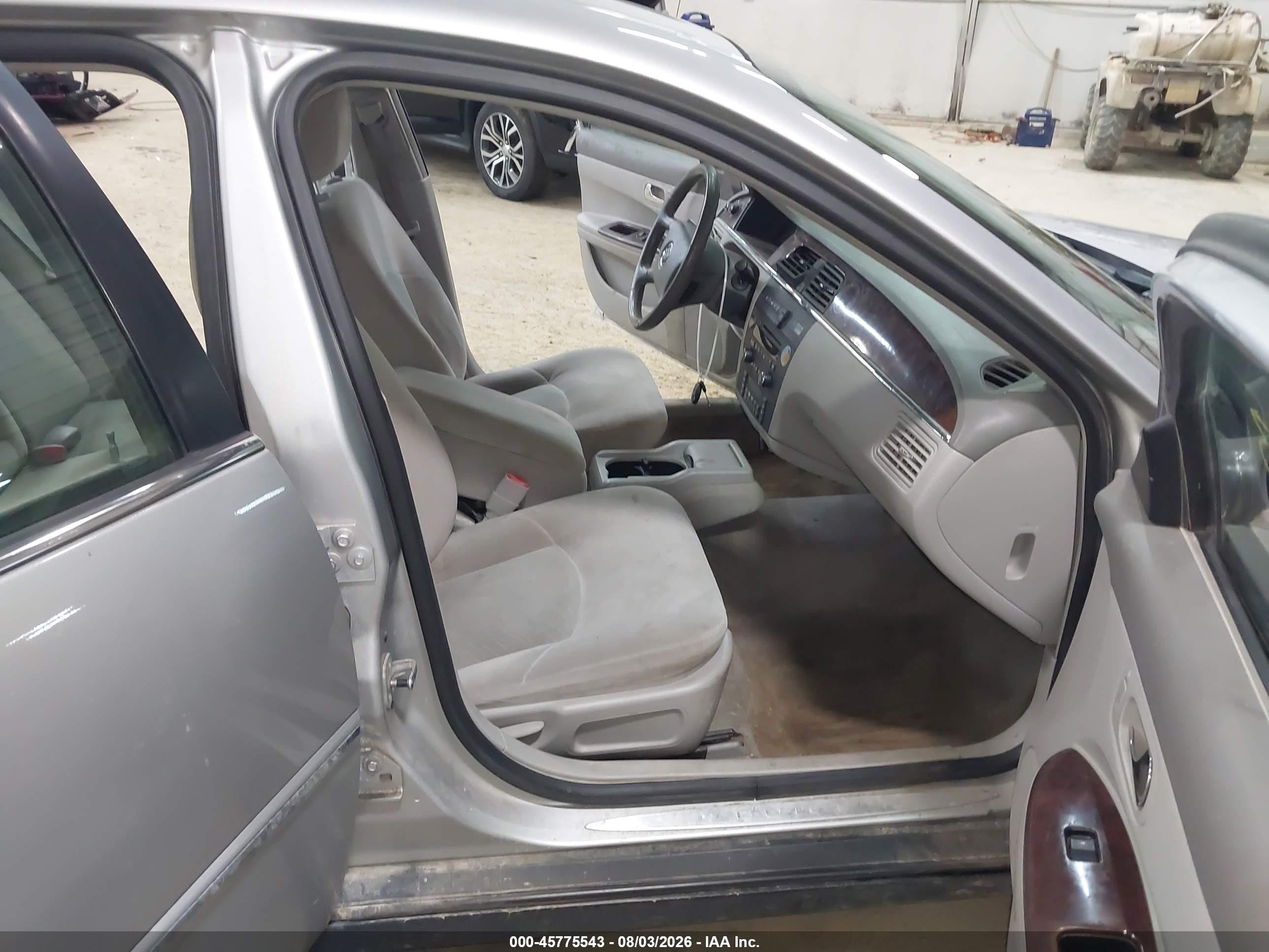 2009 Buick Lacrosse Cx Серебряный vin: 2G4WC582691149305