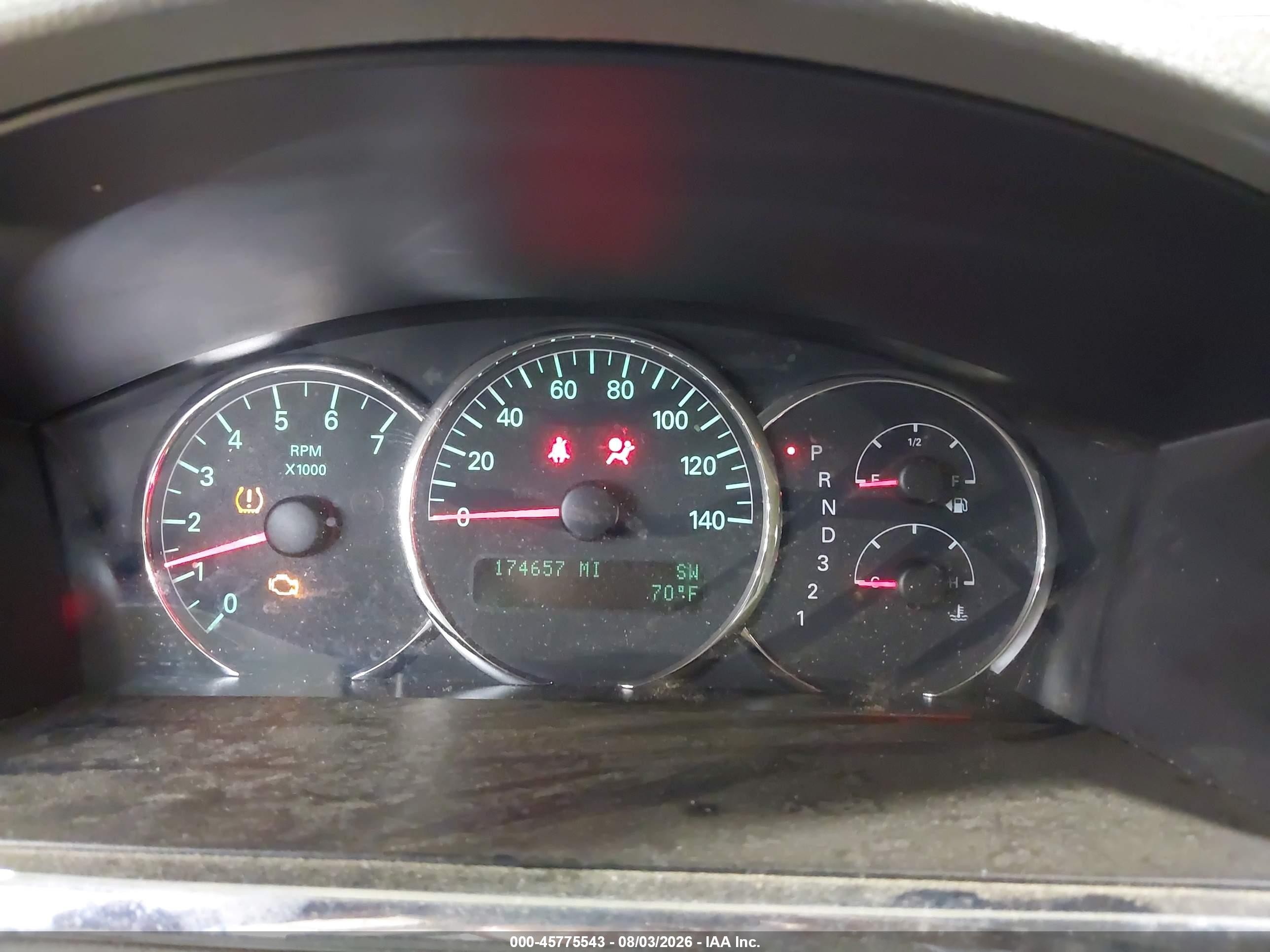 2009 Buick Lacrosse Cx Серебряный vin: 2G4WC582691149305