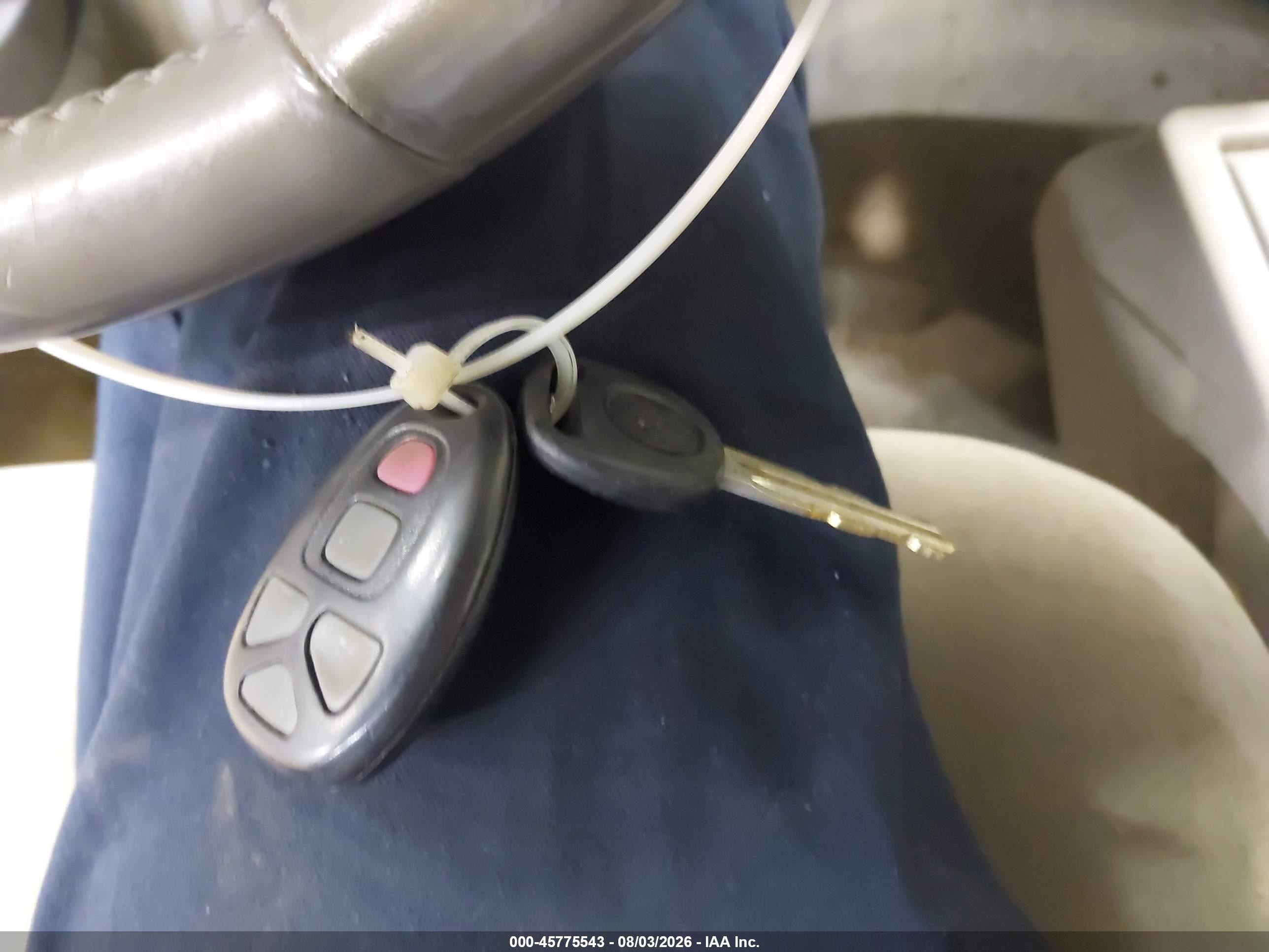 2009 Buick Lacrosse Cx Серебряный vin: 2G4WC582691149305