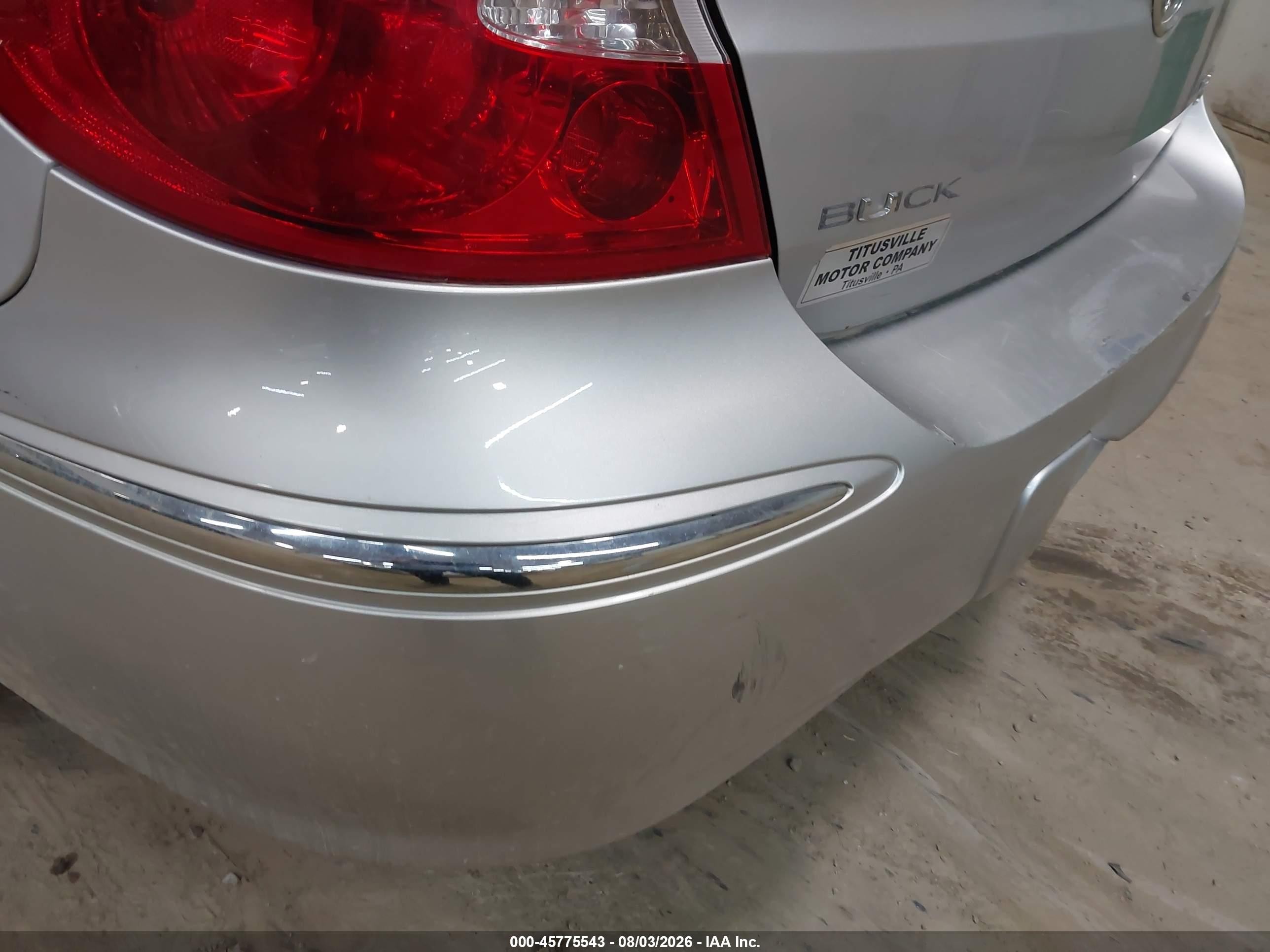 2009 Buick Lacrosse Cx Серебряный vin: 2G4WC582691149305