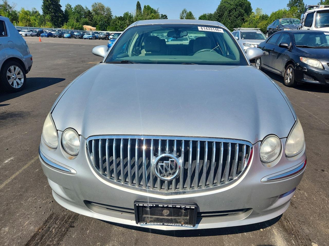 2009 Buick Lacrosse Cx Silver vin: 2G4WC582691163060