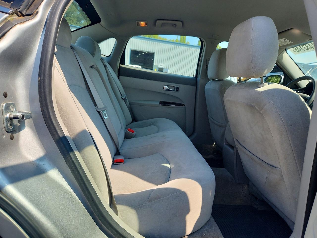 2009 Buick Lacrosse Cx Silver vin: 2G4WC582691163060