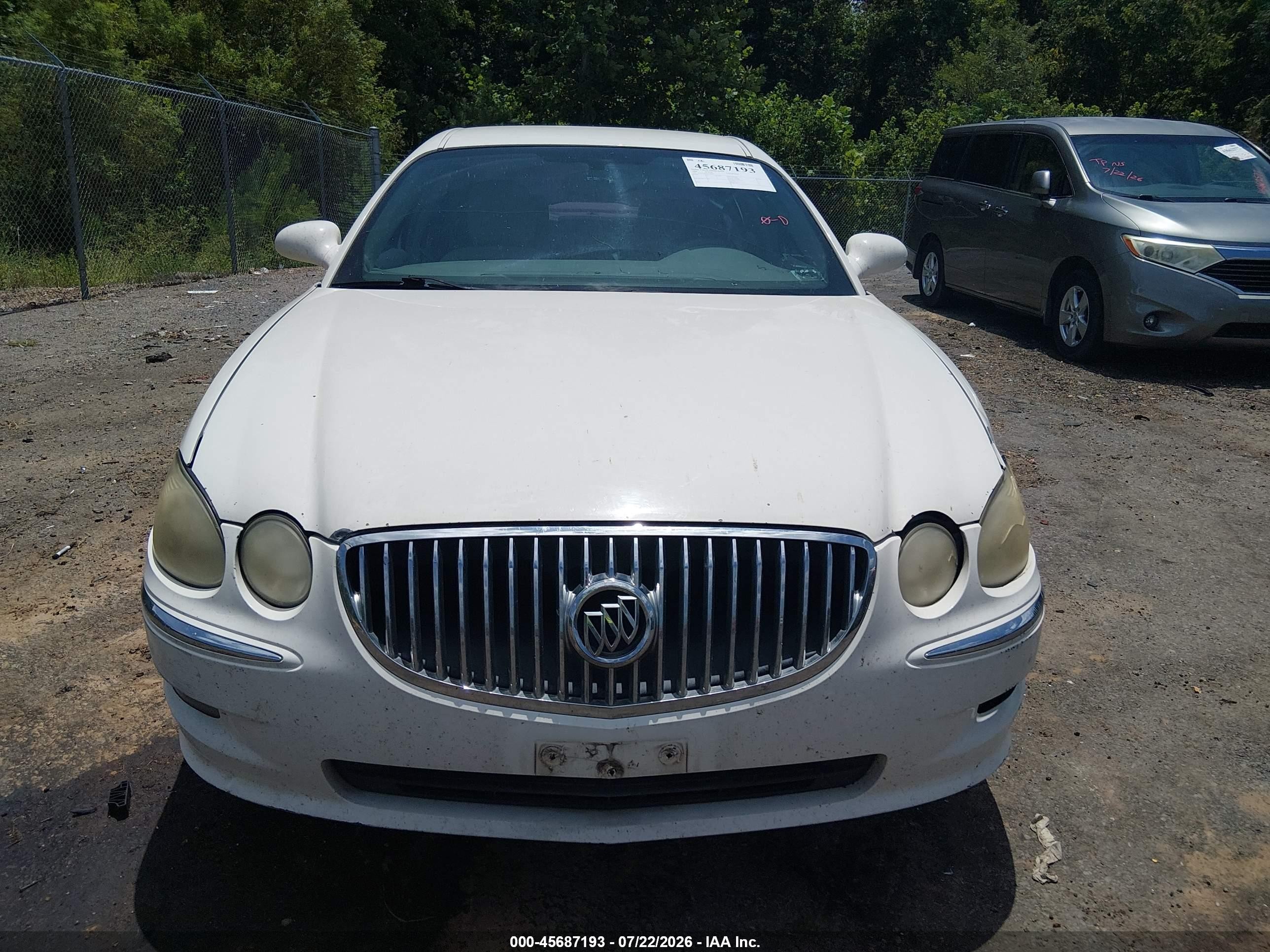 2008 Buick Lacrosse Cx White vin: 2G4WC582781170694