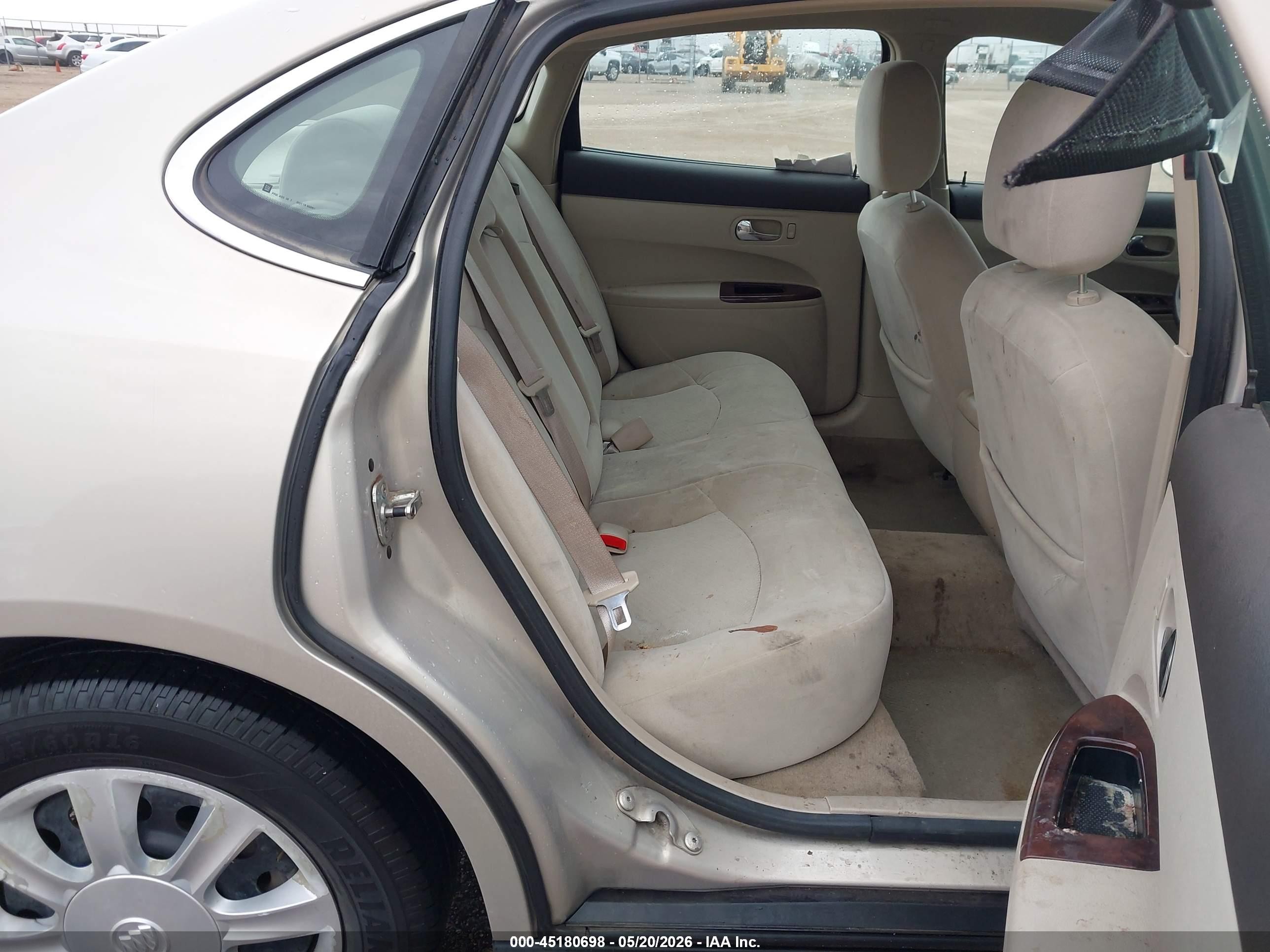 2008 Buick Lacrosse Cx Pewter vin: 2G4WC582781198026