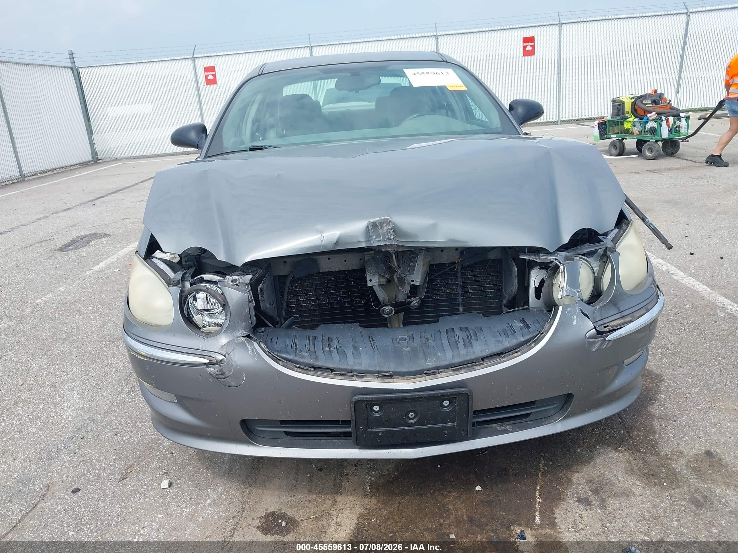 2008 Buick Lacrosse Cx Gray vin: 2G4WC582781239240