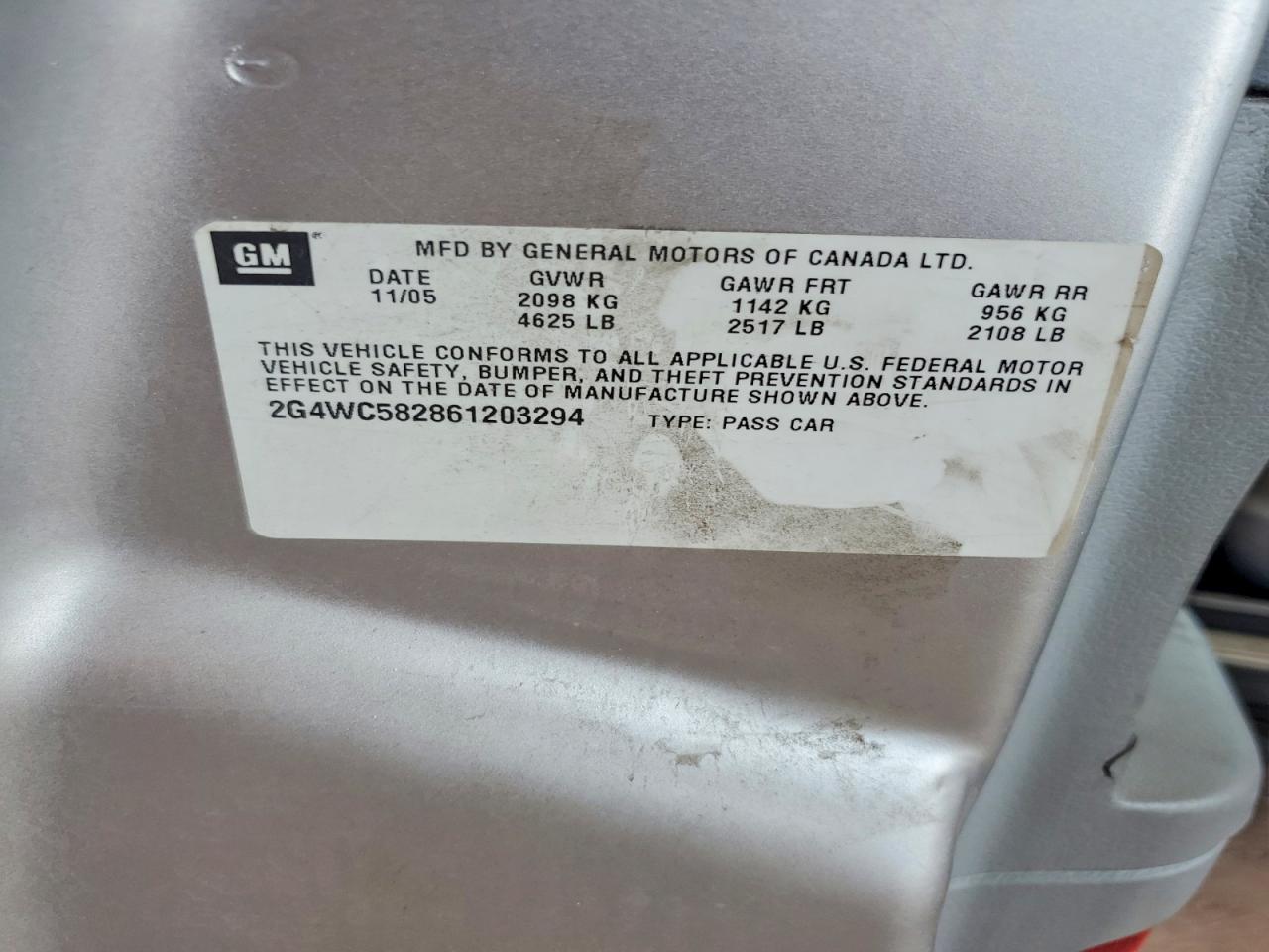 2006 Buick Lacrosse Cx Серебряный vin: 2G4WC582861203294