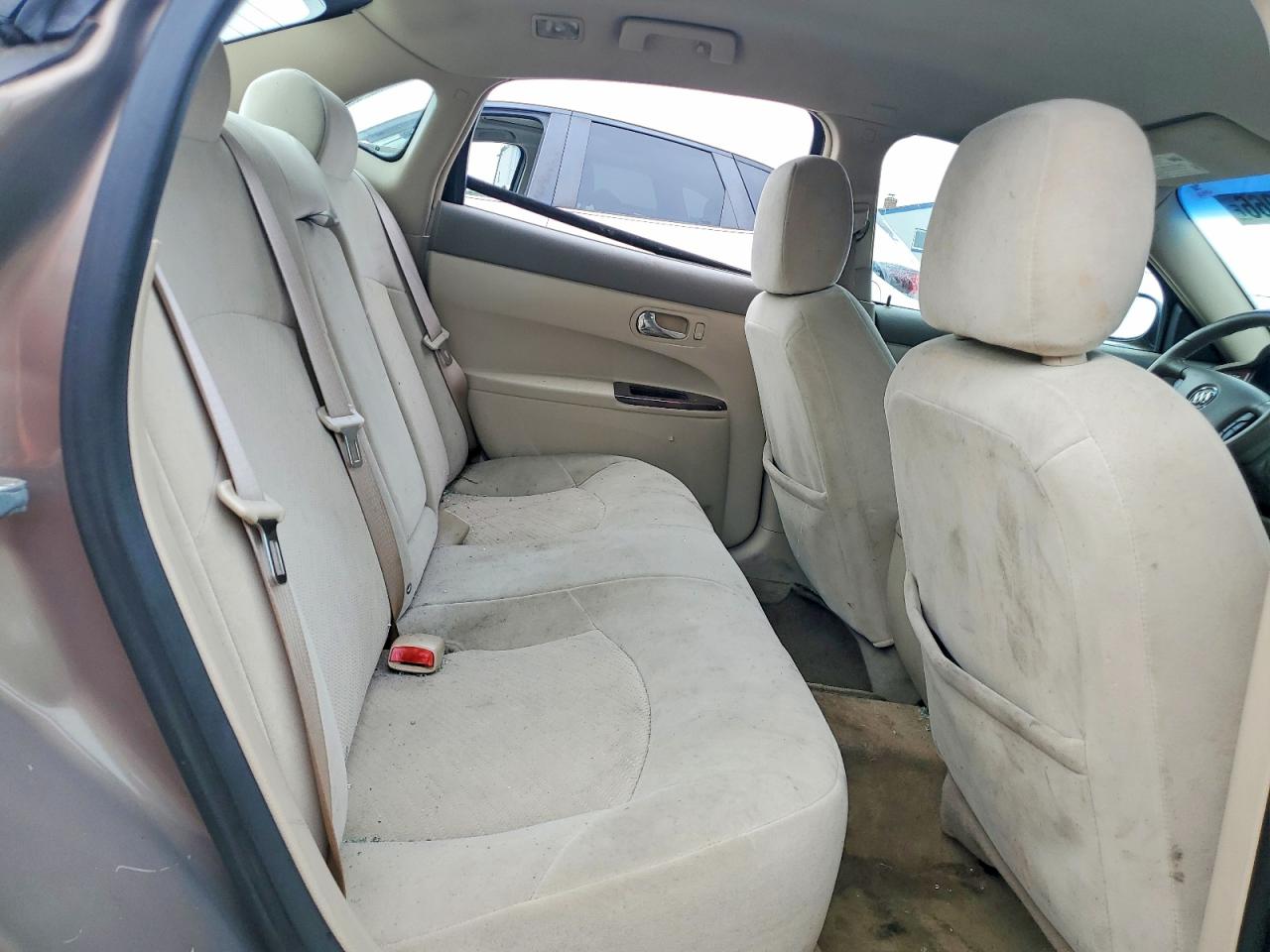 2007 Buick Lacrosse Cx Tan vin: 2G4WC582871205824