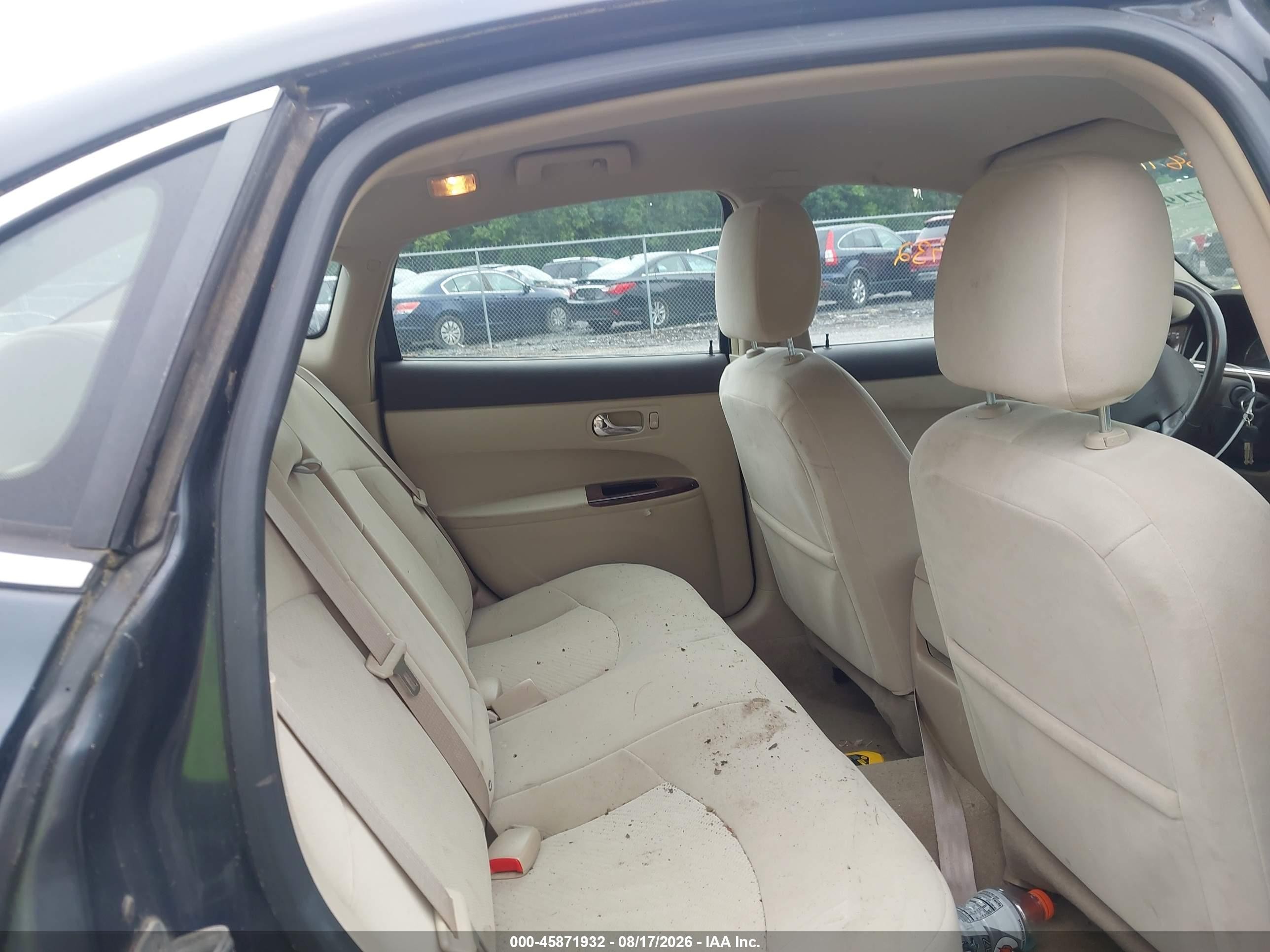 2008 Buick Lacrosse Cx Blue vin: 2G4WC582881376168
