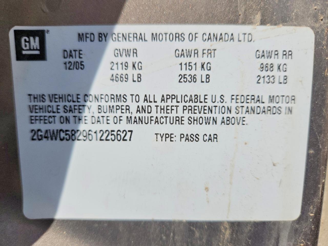 2006 Buick Lacrosse Cx Gold vin: 2G4WC582961225627