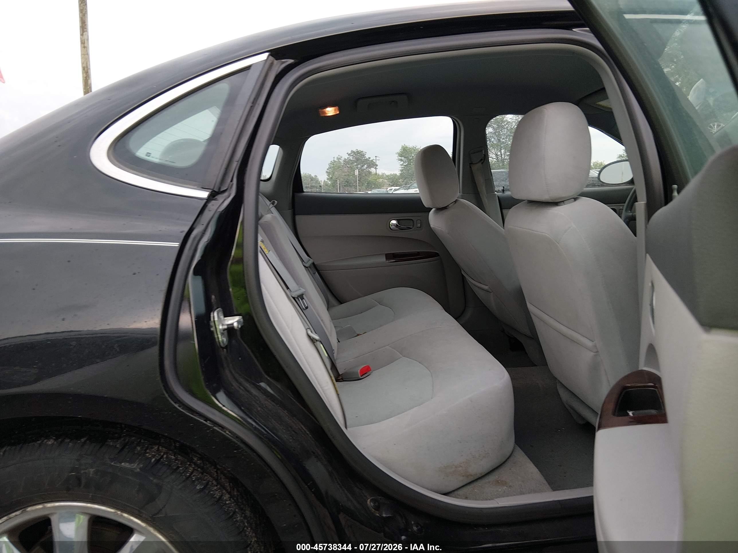 2007 Buick Lacrosse Cx Black vin: 2G4WC582971100483