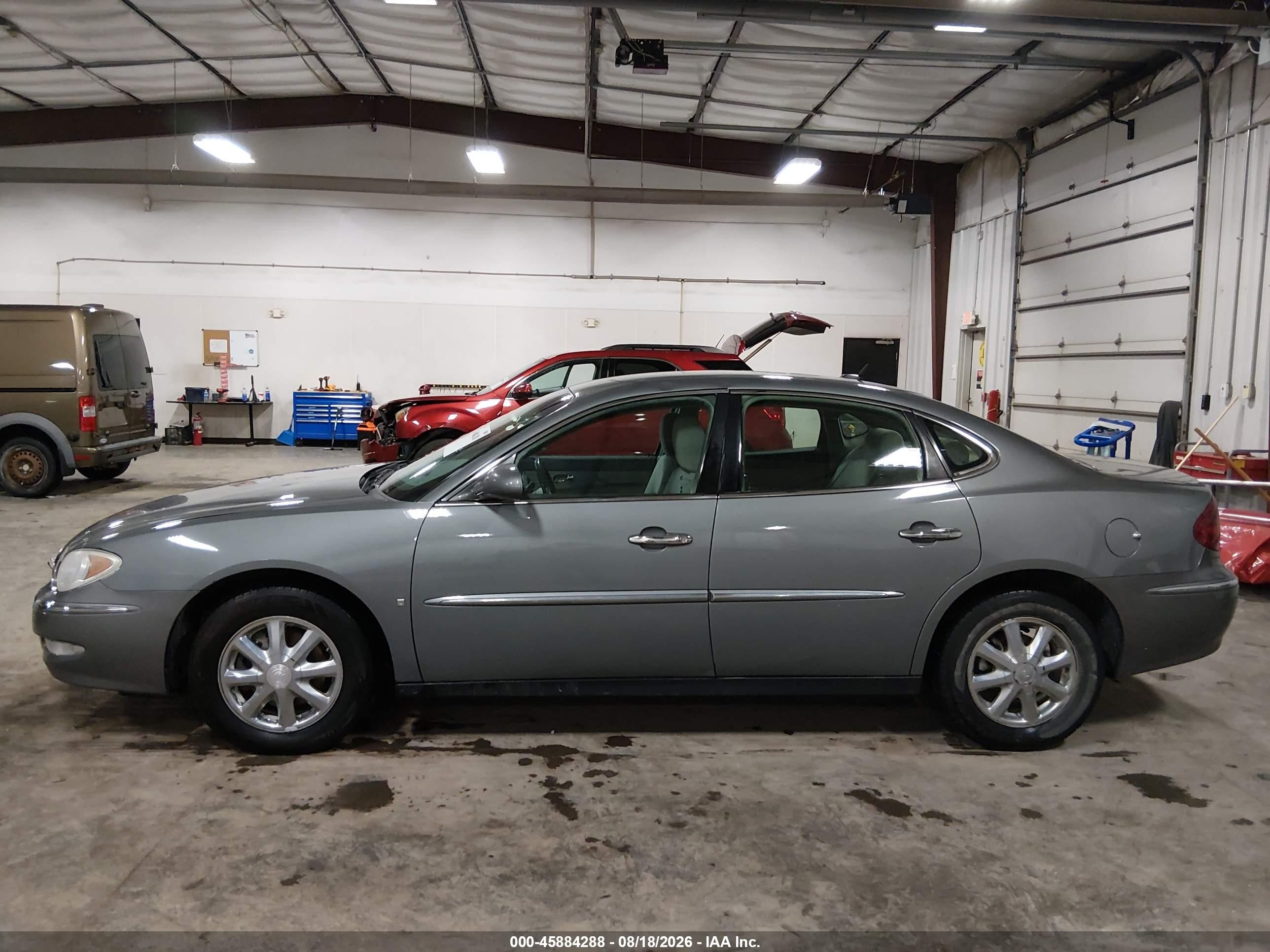 2007 Buick Lacrosse Cx Gray vin: 2G4WC582971115050