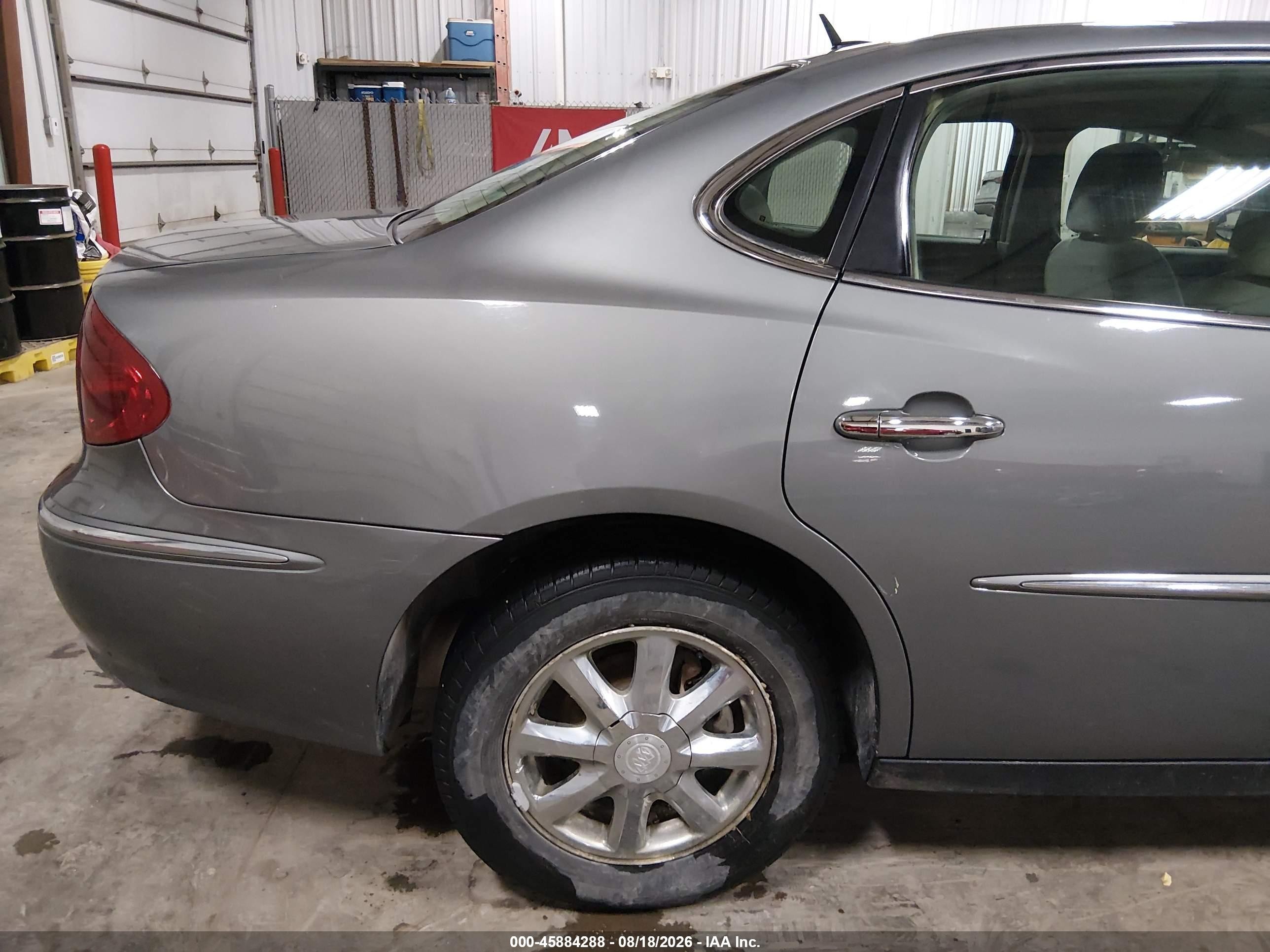 2007 Buick Lacrosse Cx Gray vin: 2G4WC582971115050