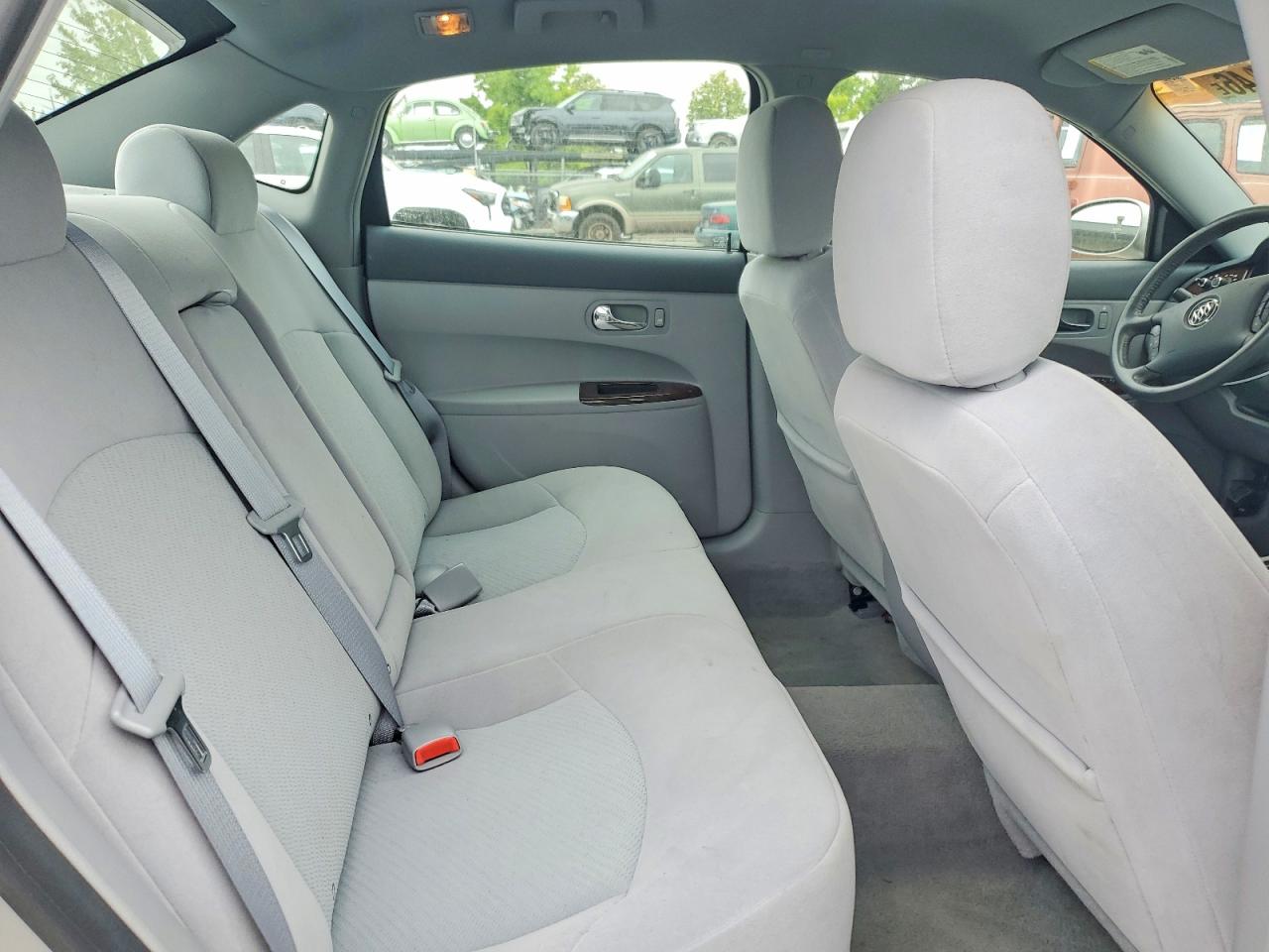 2007 Buick Lacrosse Cx Silver vin: 2G4WC582971157749
