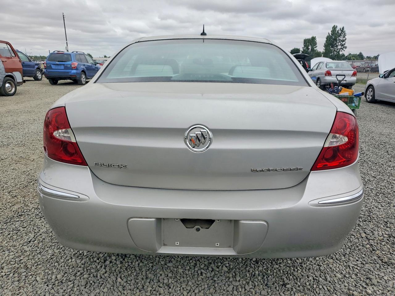 2007 Buick Lacrosse Cx Silver vin: 2G4WC582971157749