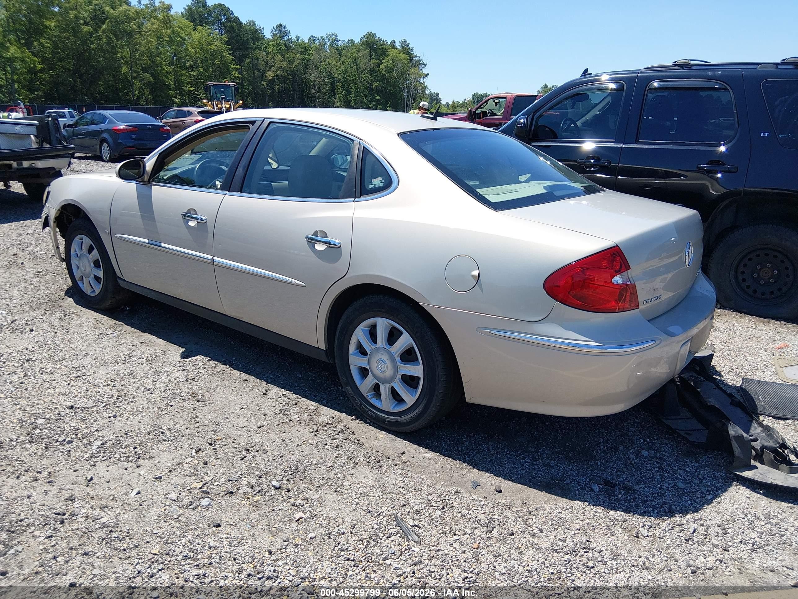 2008 Buick Lacrosse Cx Cream vin: 2G4WC582981197055