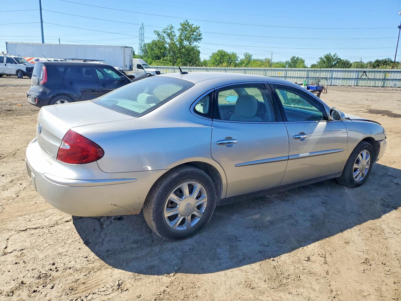 2006 Buick Lacrosse Cx Silver vin: 2G4WC582X61169746