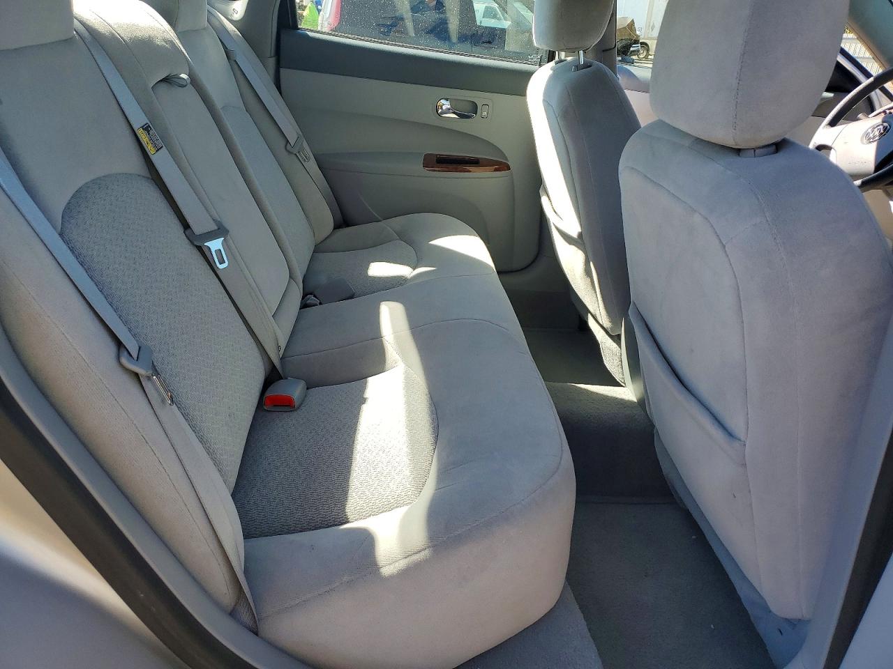2006 Buick Lacrosse Cx Silver vin: 2G4WC582X61169746