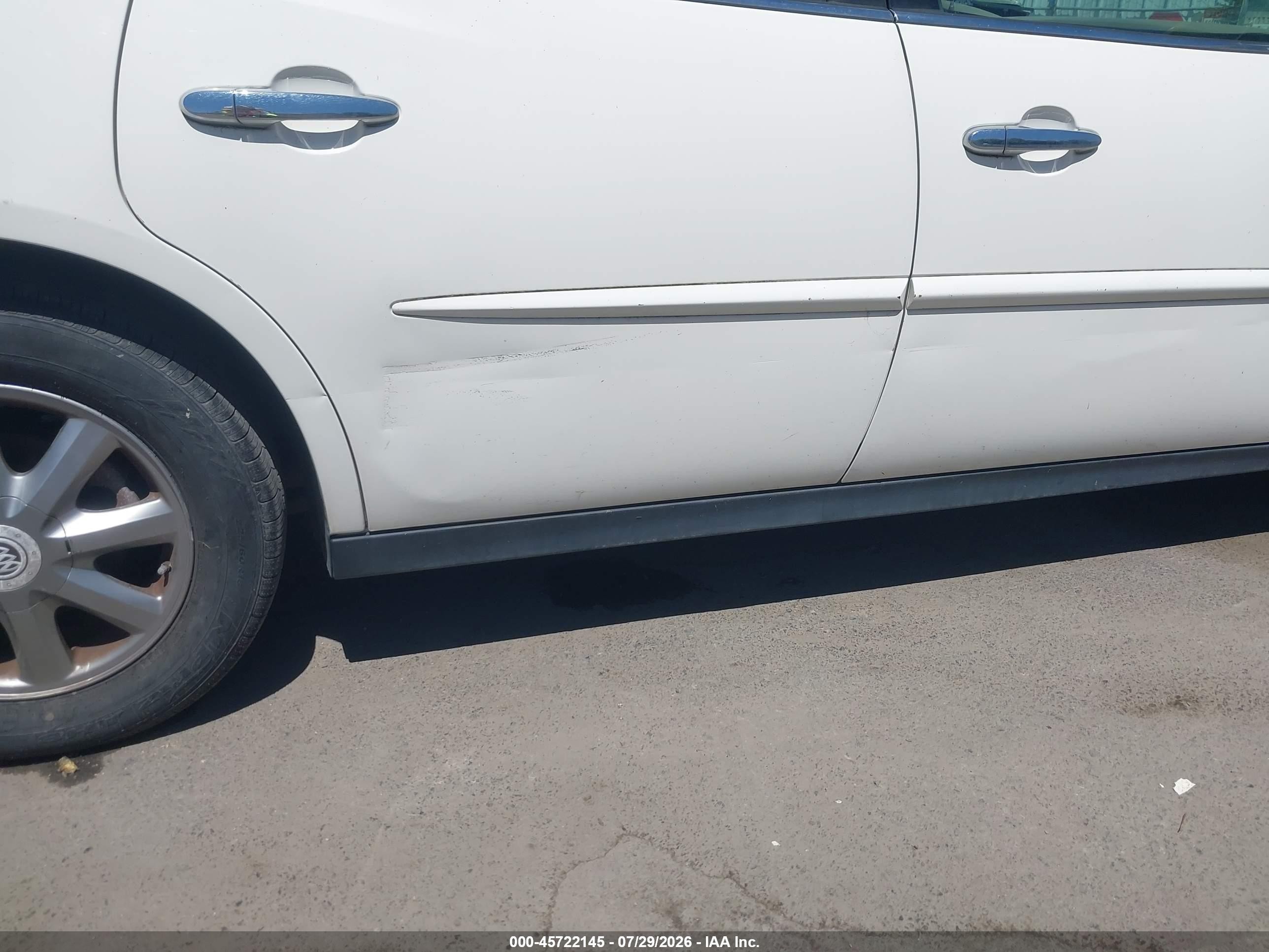 2007 Buick Lacrosse Cx White vin: 2G4WC582X71239991