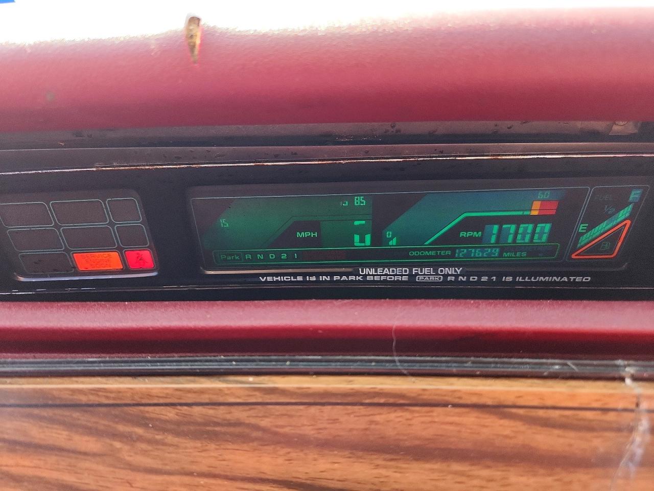 1989 Buick Regal Limited Burgundy vin: 2G4WD14T4K1484427