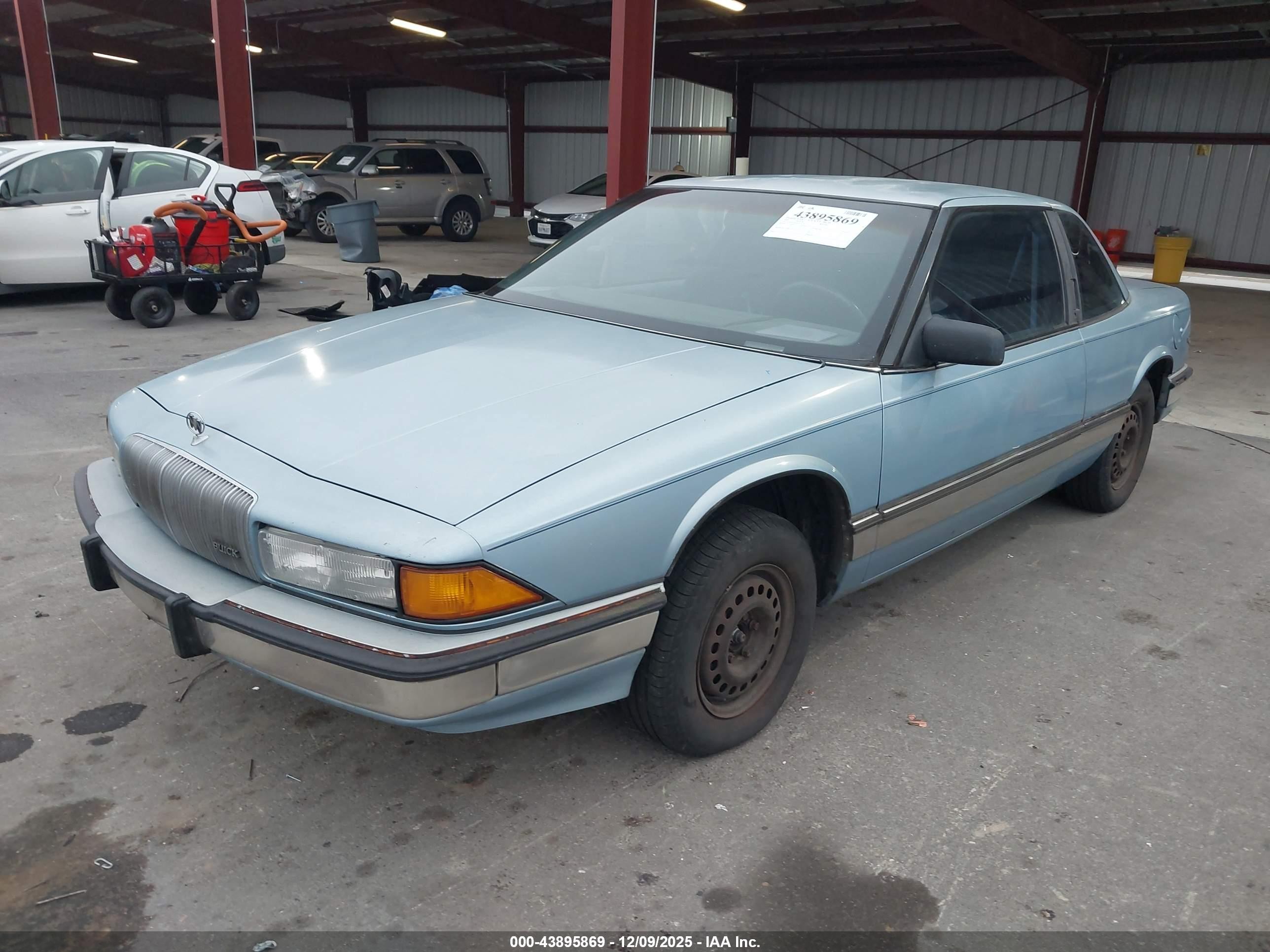 1989 Buick Regal Limited Light Blue vin: 2G4WD14W5K1420178