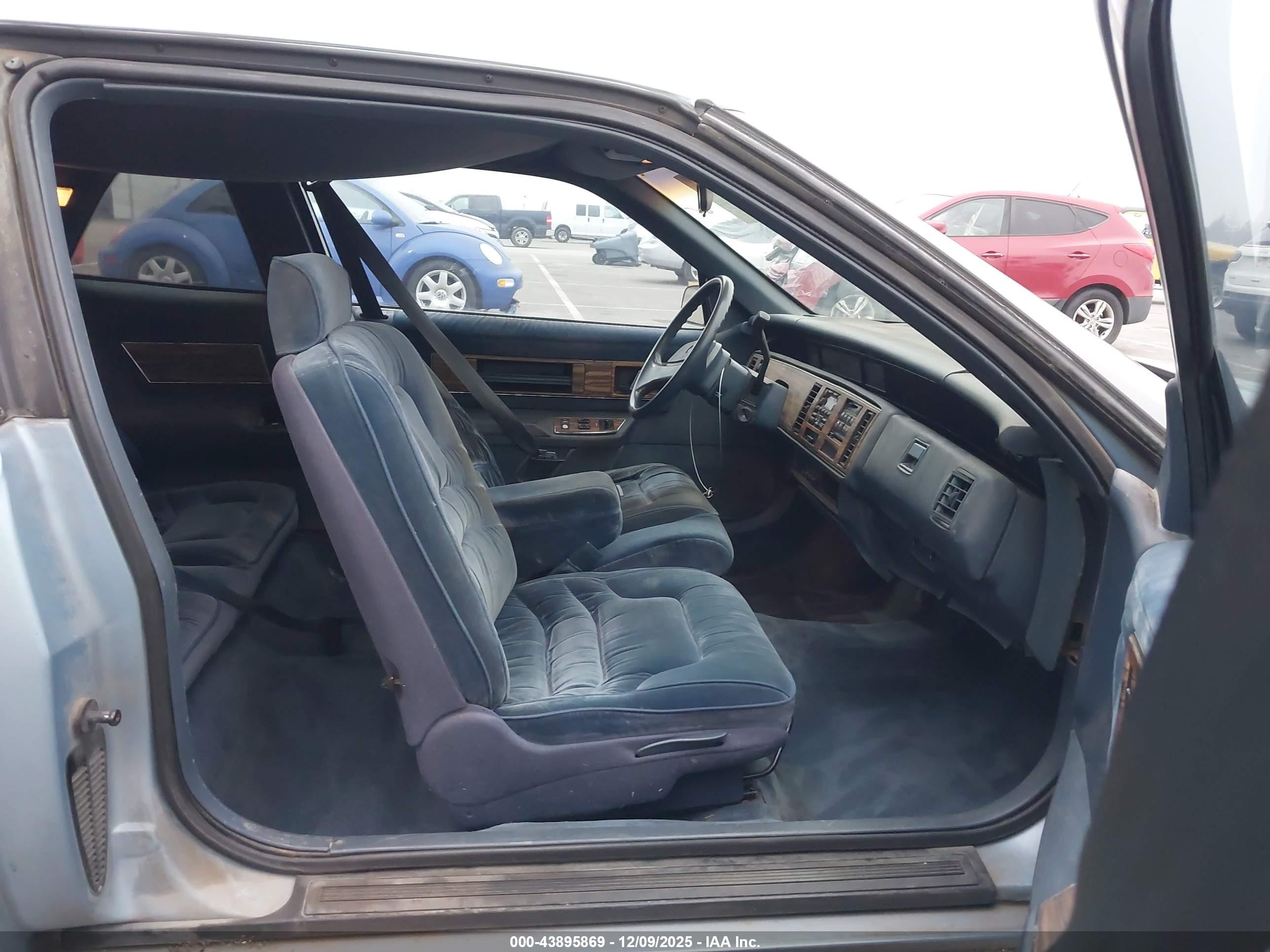 1989 Buick Regal Limited Light Blue vin: 2G4WD14W5K1420178