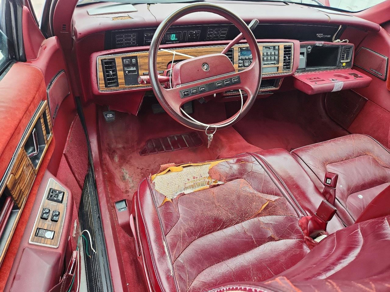 1989 Buick Regal Limited Burgundy vin: 2G4WD14WXK1429054