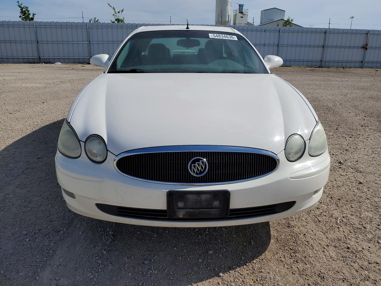 2005 Buick Lacrosse Cxl White vin: 2G4WD532051221291
