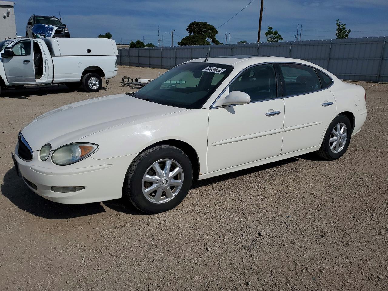 2005 Buick Lacrosse Cxl White vin: 2G4WD532051221291