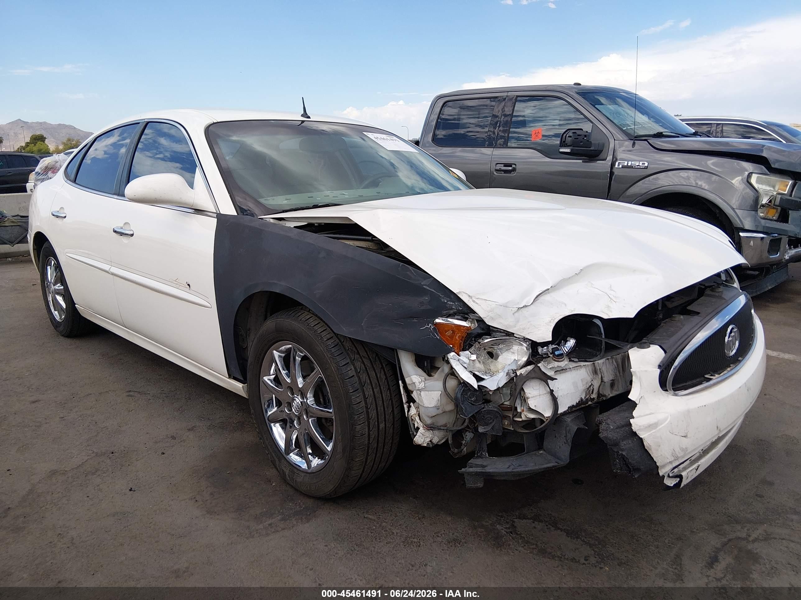 2005 Buick Lacrosse Cxl White vin: 2G4WD532051226006