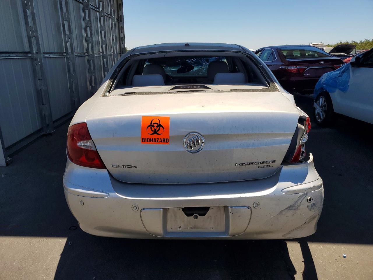 2005 Buick Lacrosse Cxl Two Tone vin: 2G4WD532151190701