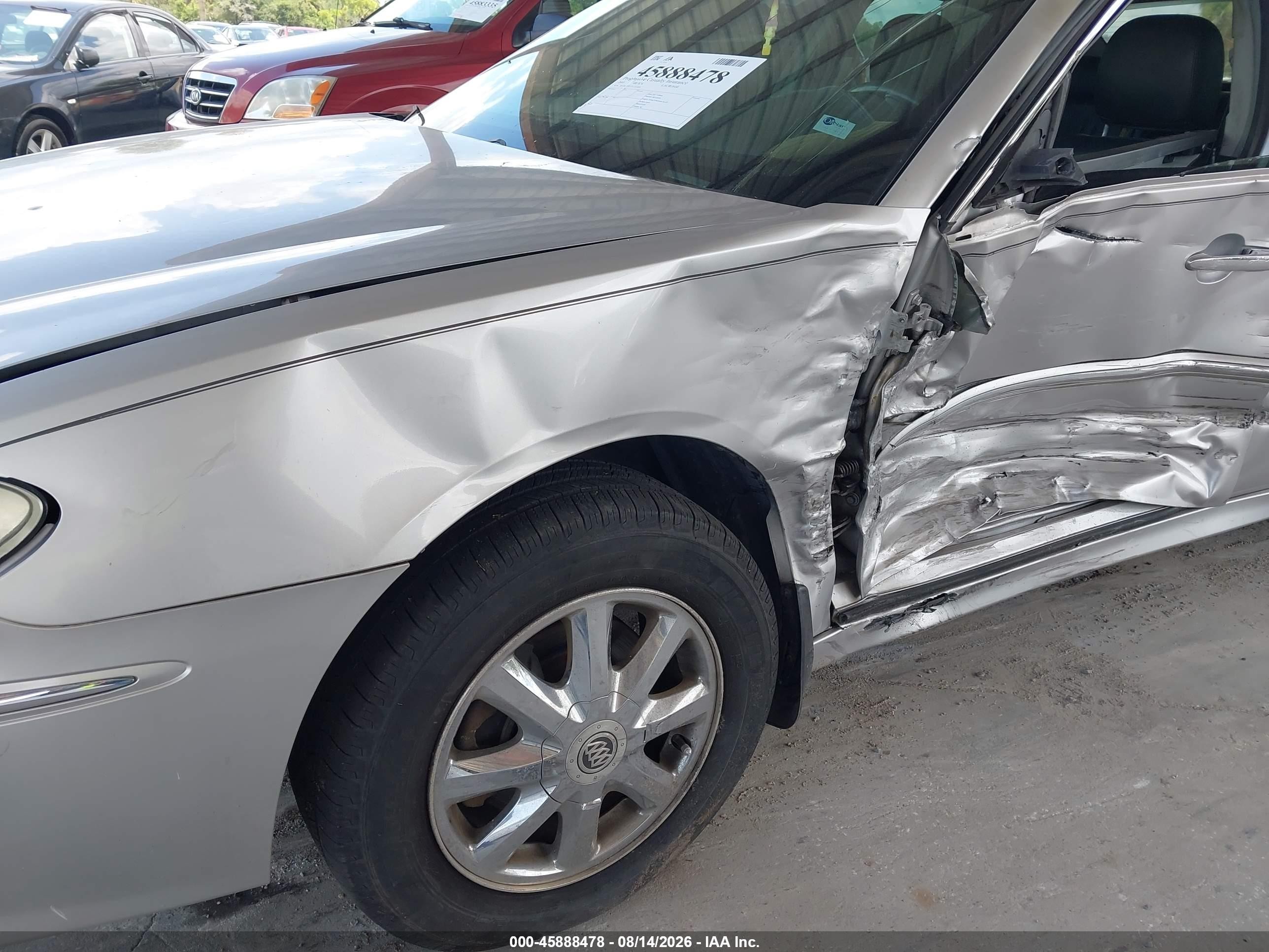 2005 Buick Lacrosse Cxl Silver vin: 2G4WD532351211449