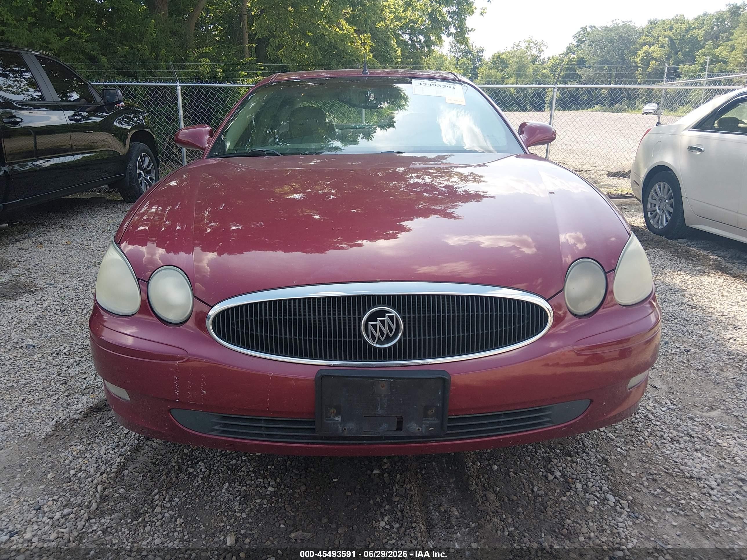 2005 Buick Lacrosse Cxl Красный vin: 2G4WD532551261415